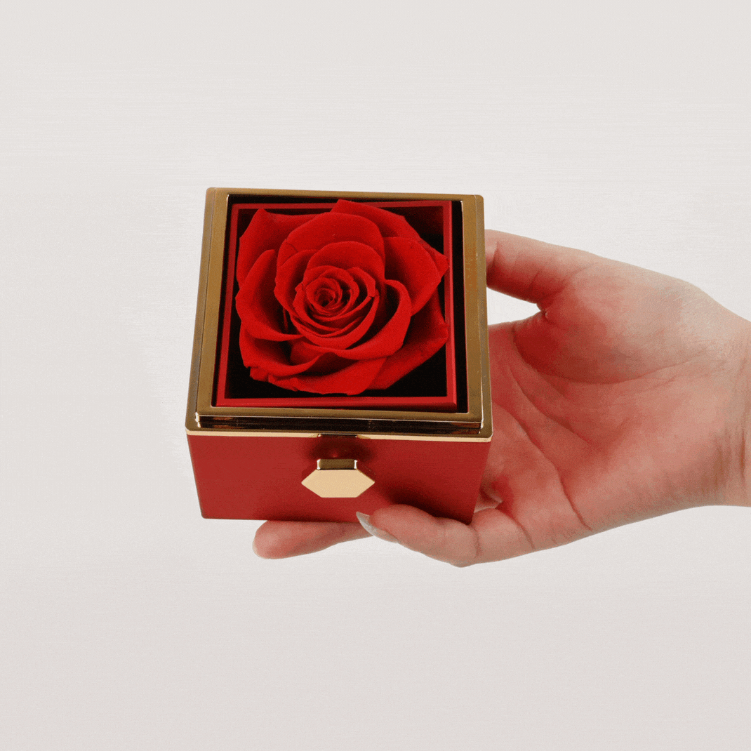 Eternal Rose Box with Engraved Necklace showcase